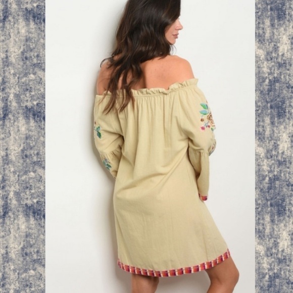 Boho Shoulder Embroidered Bell Sleeve Dress - Picture 2 of 8